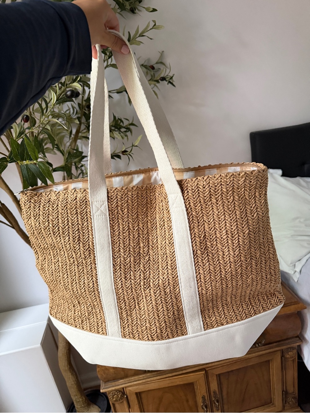 NWOT Show Me Your Mumu Sunseeker Straw Tote Beach Tote - Picture 4 of 7